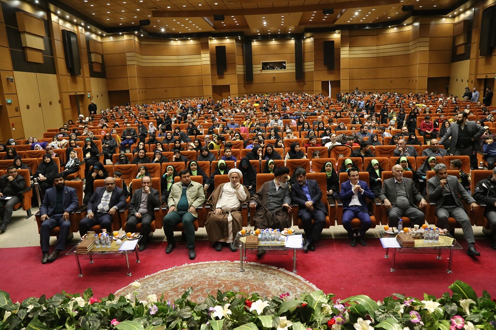 همايش بزرگداشت سالروز تأسيس کانون هاي فرهنگي هنري مساجد در تبريز